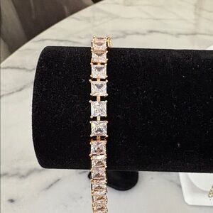 ✨NEW Chunky Tennis Bracelet Rose Gold Plated 7.5”